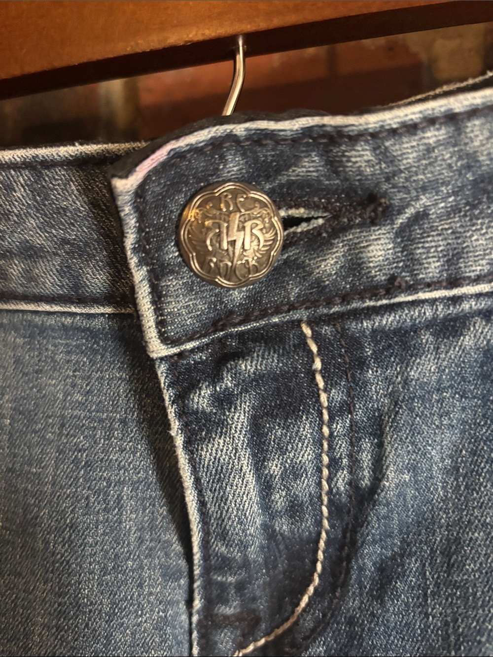 Y2K REROCK Light Blue Embroidered Back-Pocket White Stitching Flare Jeans Sz 8L - Picture 7 of 11